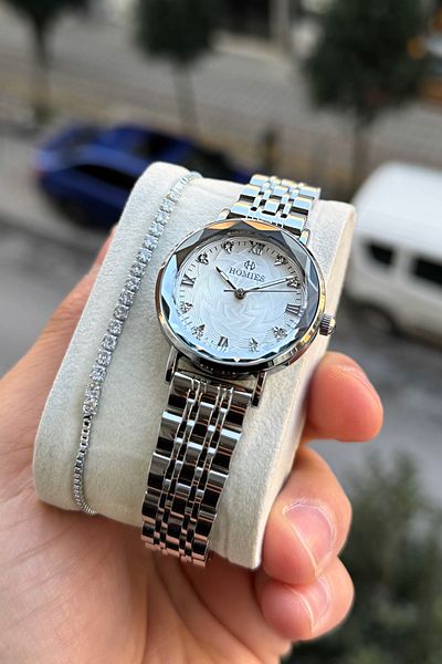 Homies Women's Watch - Small Case, Crystal Glass, Gift Box Hm 7560896562