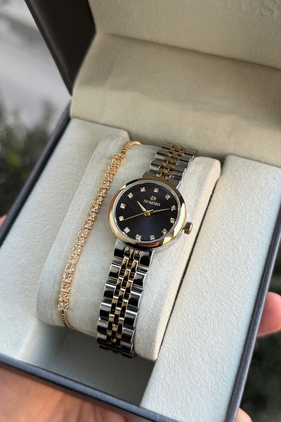 Homies Women's Wristwatch - Small Case and Rhinestone Dial with Gift Box and Bracelet Gift Hm 245435877