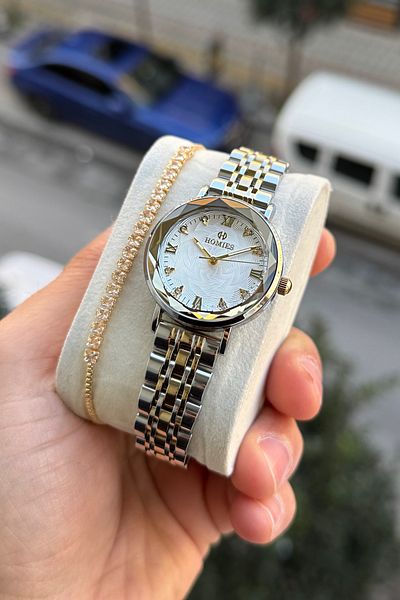 Homies Women's Wrist Watch Small Case Crystal Glass Gift Box and Bracelet Hm 7560896562