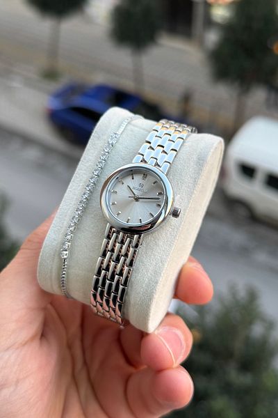 Homies Women's Wrist Watch Small Case Vintage Model Hm 53653677