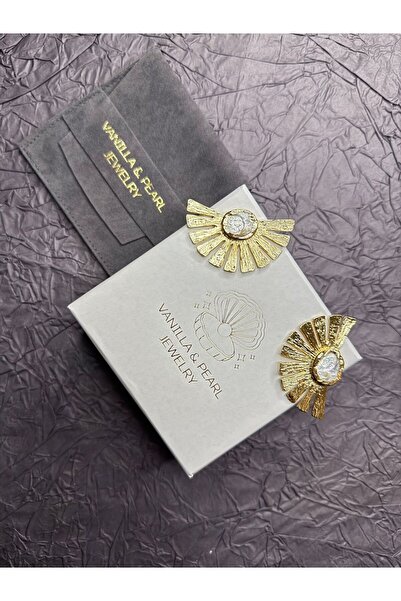 Doğal İnci Detaylı Metal Gold Küpe
