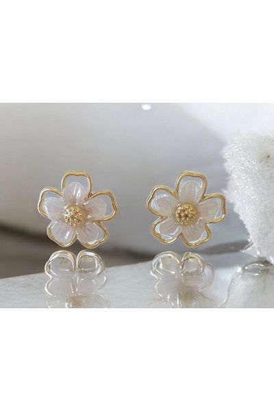 Eva Flore Stylish Floral Print Earrings and Ear Pin Set