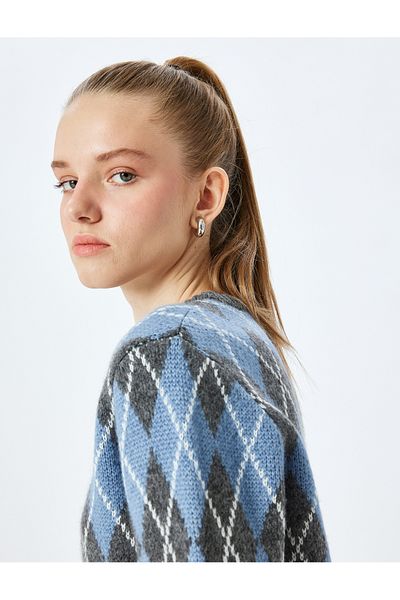 Koton Long Sleeve Crew Neck Diamond Patterned Sweater