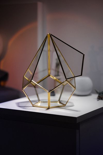 El Crea Designs Geometric Patterned Chocolate Box - Glass Brass Gold Brass, 31X22X22Cm Prism Bell Jar Engagement Table Presentation