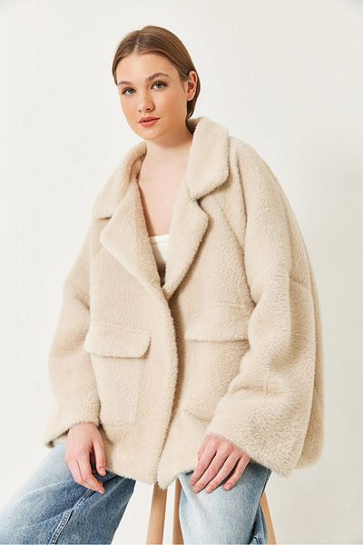 Bianco Lucci Women's Double Pocket Oversize Plush Coat 1611 60261097