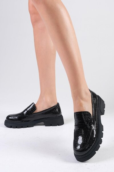 Mio Gusto Andrea Siyah Renk Kalın Tabanlı Kadın Loafer Ayakkabı