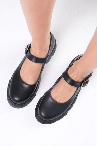 Mio Gusto Cyntia Ballerina-Loafer-Schuhe für Damen in schwarzer Farbe mit dicker Sohle