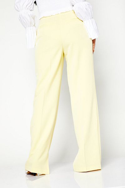 NA-KD Women Regular Fit Solid Trousers, Yellow