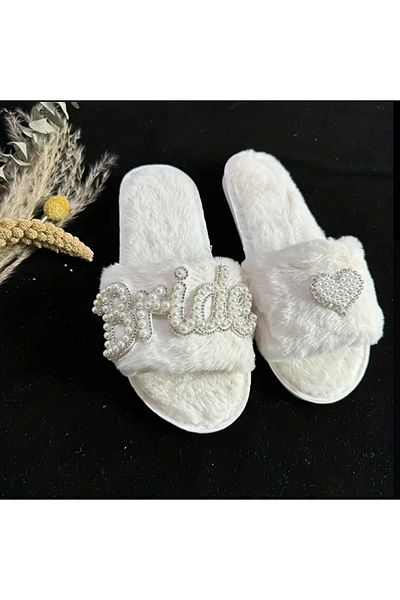 Store Pearl and Stone Decorations Gelşn Slippers Size: 37