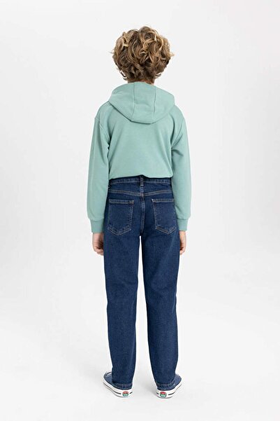 DeFacto B6460a8 Ss Boy Straight Fit egyenes szárú Jean nadrág