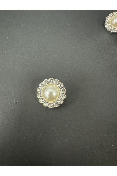 T.T Polnet Button Pearled and Stoned Set of 6 Metalized Buttons in Size 40