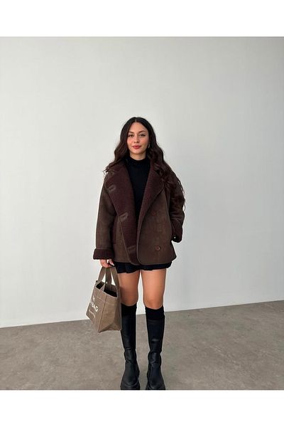 Ekim Store Geknöpfter, laminierter Plüschmantel „Shepherd“.