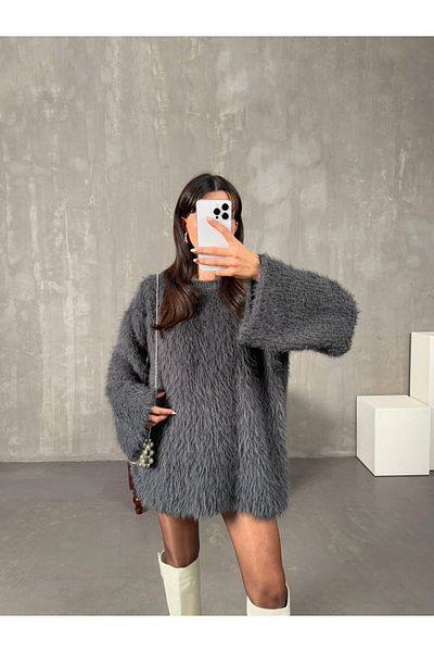 buqre's moda Women's Bearded Tassel Soft Oversize Sweater