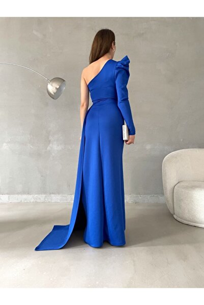 Trendusfashion Γυναικείο μακρύ βραδινό φόρεμα με έναν ώμο με σκίσιμο - Κομψό σχέδιο με πέτρινη λεπτομέρεια