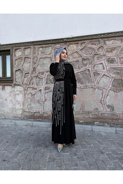 sümeyra Φόρεμα με κέντημα από ύφασμα κρεπ