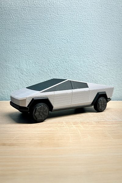 MEK Stylish and Modern Decorative Vehicle with Cybertruck Design