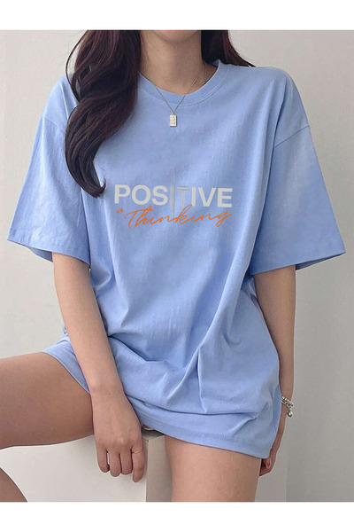 Cosmo Style Tricou cu mânecă scurtă, cu decolteu și imprimeu pozitiv din bumbac - 54Positive54