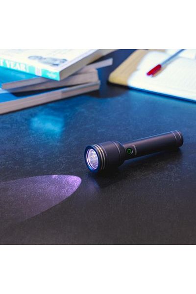 Geepas Waterproof LED Flashlight- 400W, 5W XPG 2 CREE LED, Perfect for Indoor and Outdoor Use