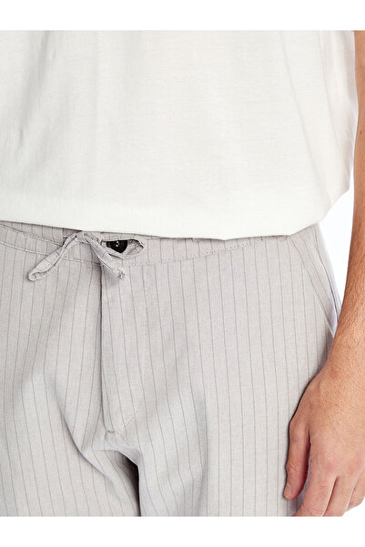 LC Waikiki Γκρι ανδρικό παντελόνι με ρίγες τυπικής εφαρμογής