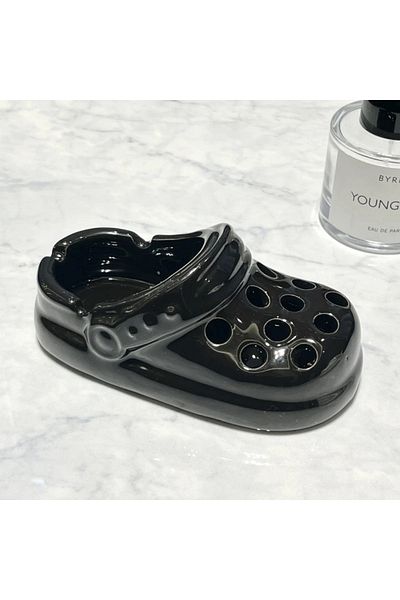 Choice Black Ceramic Ashtray Cute Hole-in-the-wall Shoes Car Interior Decoration Ornaments Office Living Ro