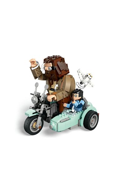 LEGO هاري بوتر هاجريد وهاري رحلة على الدراجة النارية 76443