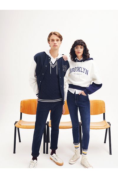 Colin's Pulover pentru bărbați, albastru bleumarin, cu decolteu în V, jacquard, cu croiala normală Cl 1064835