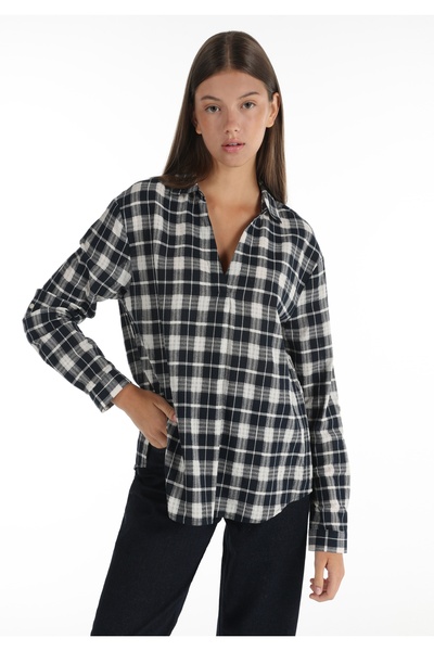 Colin's Regular Fit Shirt Neck Women's Navy Blue Roll-Up Shirt Cl 1065073