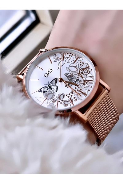 Q&Q Women's Straw Cord Wristwatch