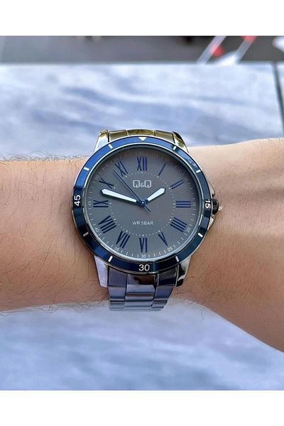 Q&Q Men's Metal Cord Wristwatch