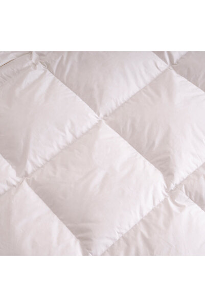 Penelope Gold Series - 100% Goose Feather, 13.5 Tog, Oversize Quilt 220X240 cm