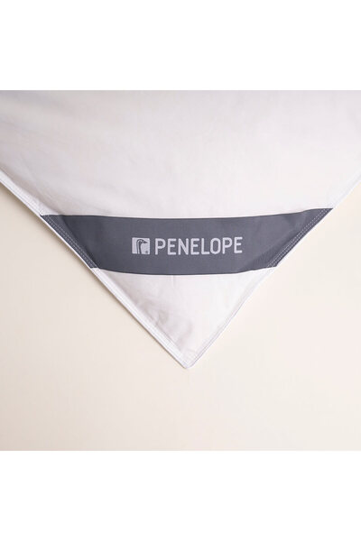 Penelope Gold Series - 100% Goose Feather, 13.5 Tog, Oversize Quilt 220X240 cm
