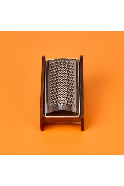 AROW Garlic Grater with Acacia Chamber - Brown - 13X7X6 cm