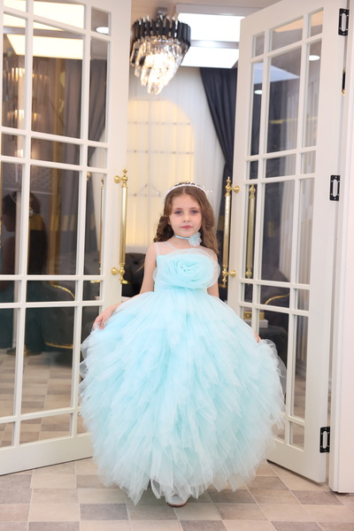 MİSS RAİN KABARIK FIRFIR TÜTÜ ETEKLİ TÜL GÜL DETAYLI PRENSES KIZ ÇOCUK ABİYE ELBİSE-AKSESUAR HEDİYELİ