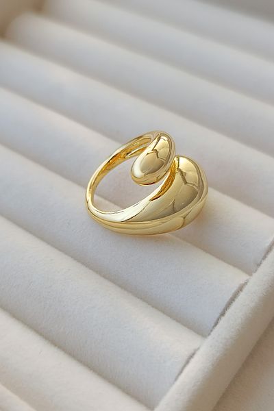 COSİTA Adjustable Gold Shiny Curved Organic Waveform Ring