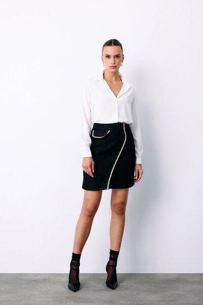 Sateen Κοντή φούστα με διπλό στήθος με διακοσμητική τσέπη - Μαύρη