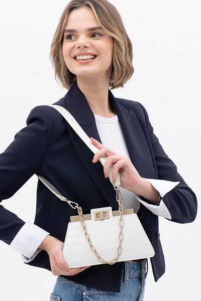 Matthew Cox Byn978 Model White Shoulder Bag