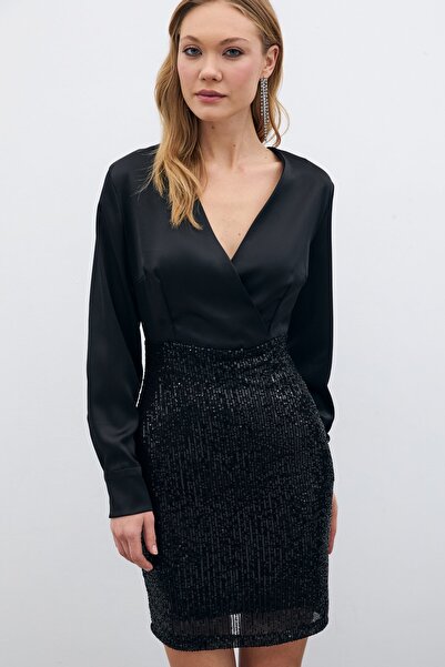 Sateen Payet Detaylı Saten Elbise - Siyah