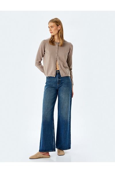 Koton Crew Neck Long Sleeve Buttoned Basic Knitwear Cardigan