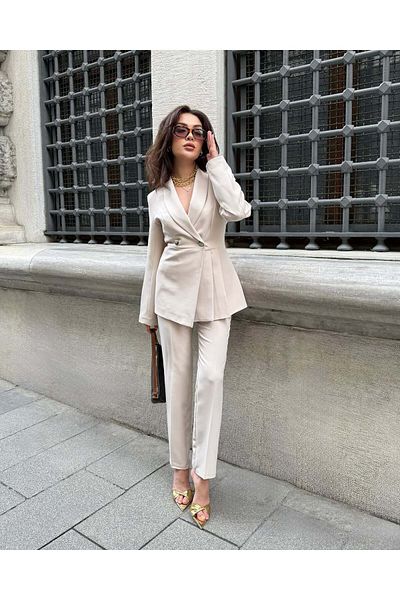 Bella Breeze Women's Side Pleated Design Jacket Pants Suit