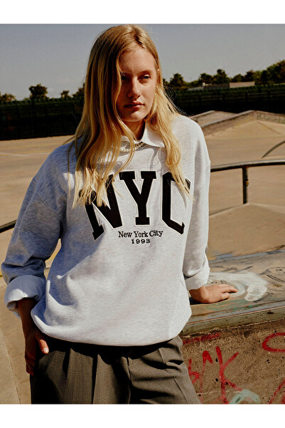 LC Waikiki Gray Crew Neck Embroidered Oversized Women's Sweatshirt