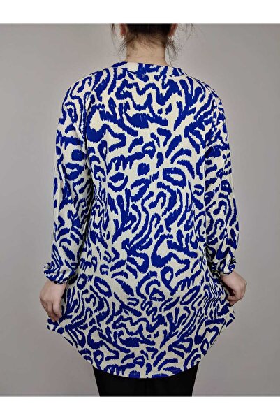 YAŞAR TRİKO Жіноча бежева туніка з синім коміром на ґудзиках, довгими рукавами, манжетами на зап'ястях та овальною спідницею з підкосами.