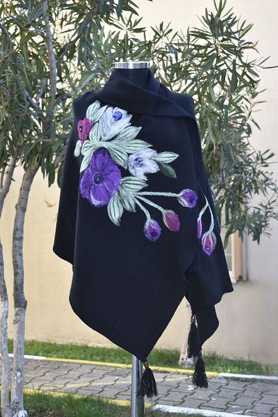 AYNALI BOHÇA Women's Black Wool Felting Etol Shawl