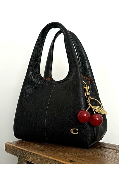 Twinssis Accessories إكسسوار حقيبة ساحرة على شكل الكرز وسلسلة مفاتيح