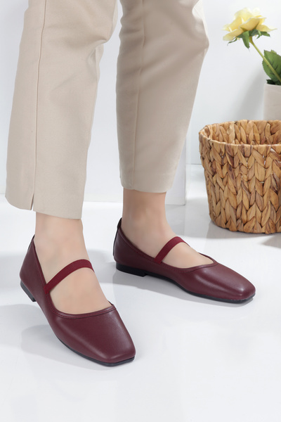 No 35 Beyaz Kare Burunlu Balerin Kadın Babet