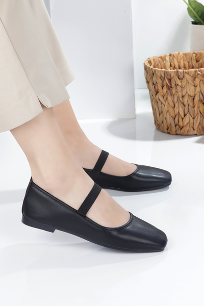 No 35 Beyaz Kare Burunlu Balerin Kadın Babet