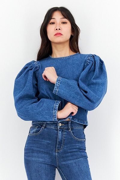 NA-KD Women Crew Neck Long Sleeves Wash Denim Blouse, Blue