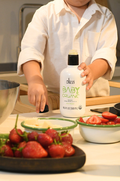 Olizzi Baby Organik Natürel Sızma Soğuk Sıkım Zeytinyağı 250 ML