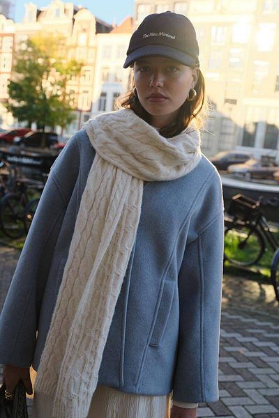 BE BLUE Ecru Hair Knitting Scarf