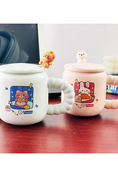 Gift Moda Ceramic Mug with Cute Rabbit and Bear Design