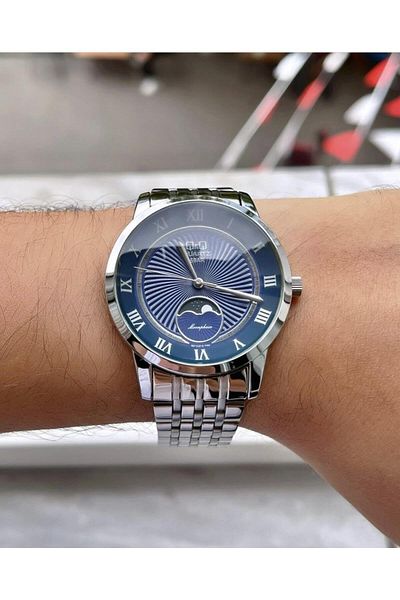 Q&Q Men's Metal Band Wristwatch